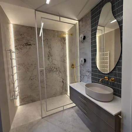 Апартаменти Royal Marina Sauna And View