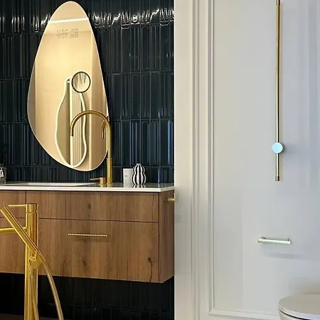 Royal Marina Sauna And View Апартаменти